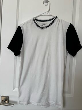 Cuidado con el perro Men's Short-Sleeve Contrast Crew T-Shirt - White/Black